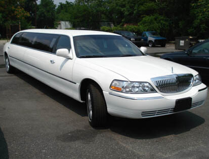 Lincoln Town Car limo service